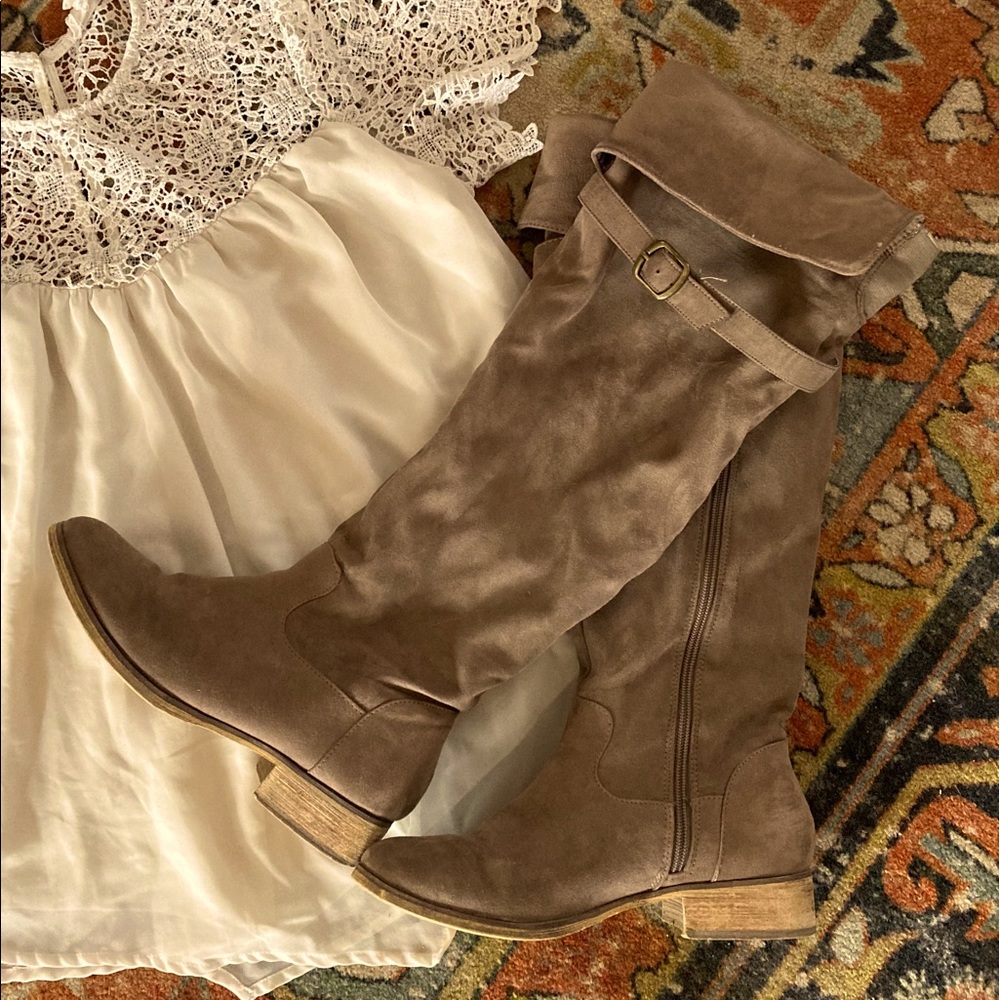 Over the knee Boots